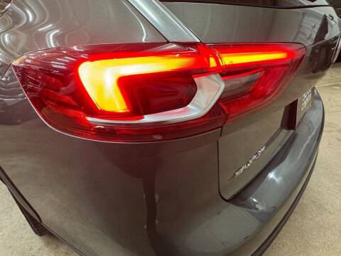 2018 Buick Regal TourX Essence