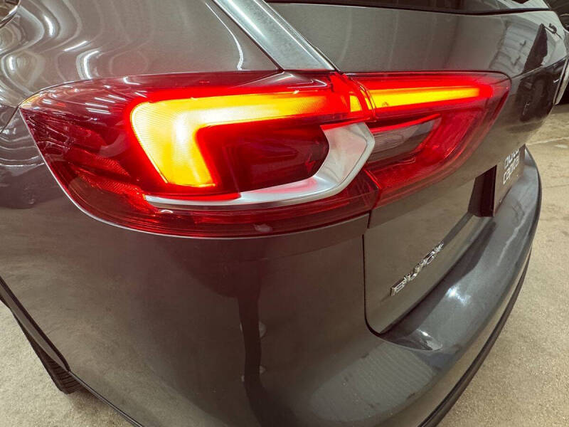 2018 Buick Regal TourX Essence