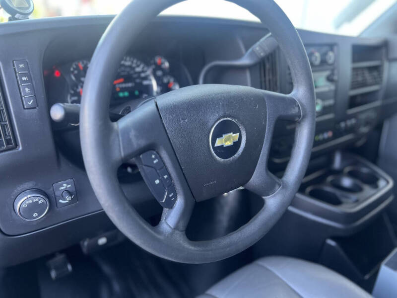 2018 Chevrolet Express 2500