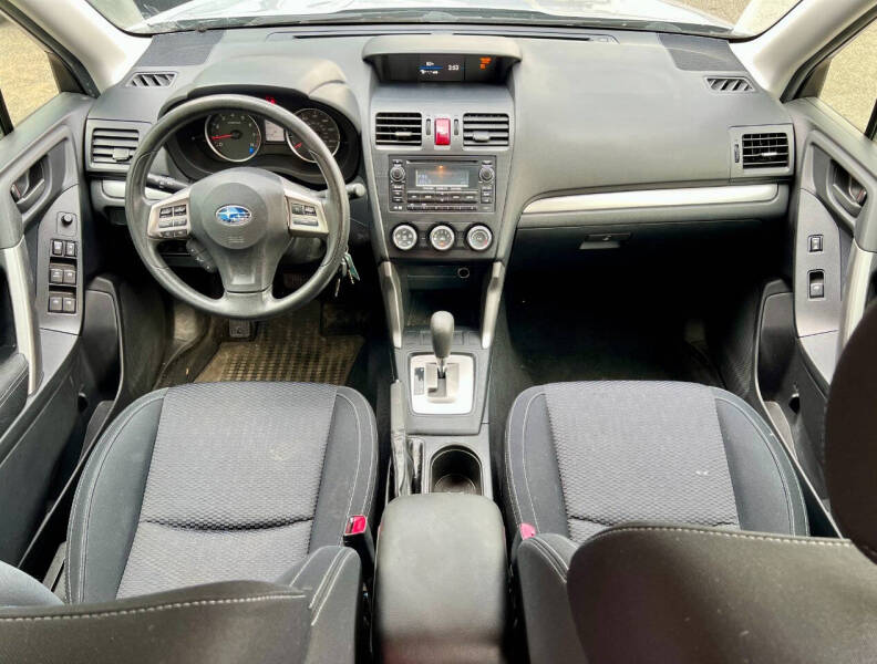 2015 Subaru Forester 2.5i