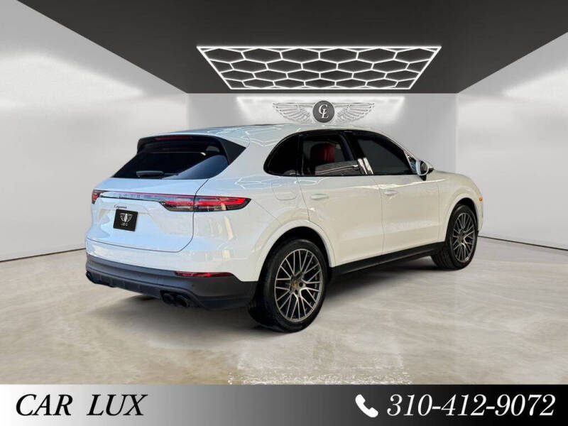 2022 Porsche Cayenne Platinum Edition