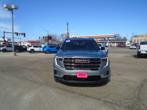 2025 GMC Acadia Elevation