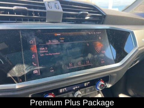 2023 Audi Q3 quattro S line Prem Plus 45 TFSI