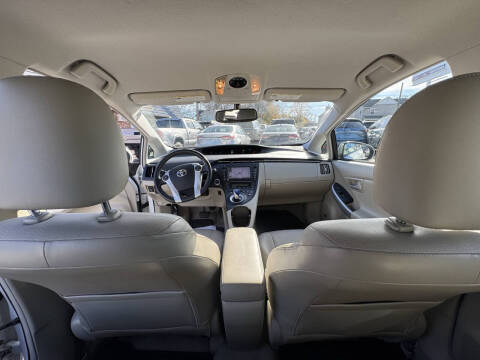 2010 Toyota Prius II