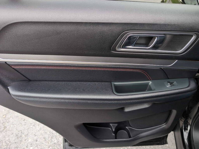 2018 Ford Explorer Sport