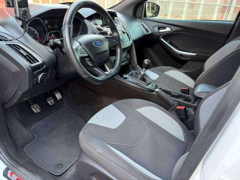 2016 Ford Focus ST