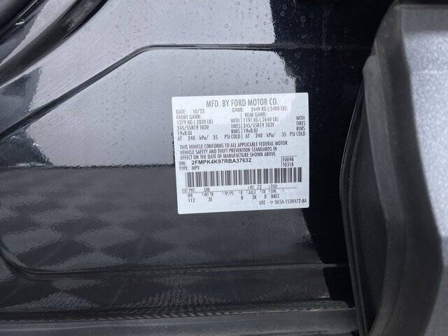 2024 Ford Edge Titanium