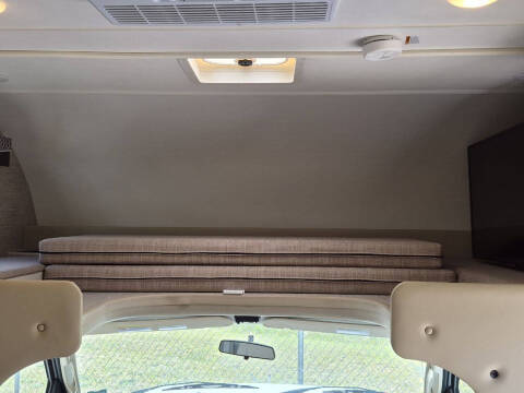 2023 Thor Motor Coach Chateau 22E