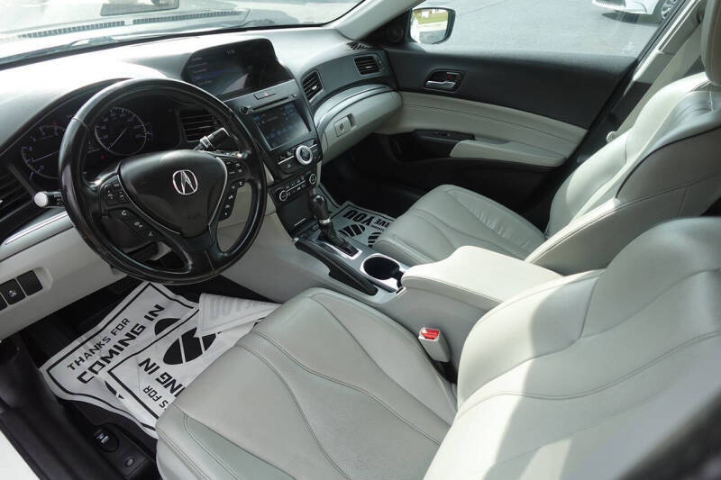 2019 Acura ILX w/Premium