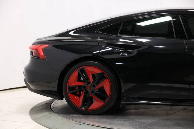 2022 Audi RS e-tron GT quattro