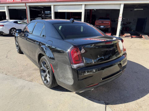 2021 Chrysler 300 Touring
