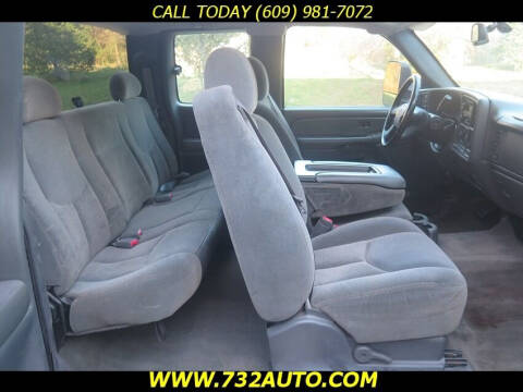 2004 Chevrolet Silverado 2500HD LS