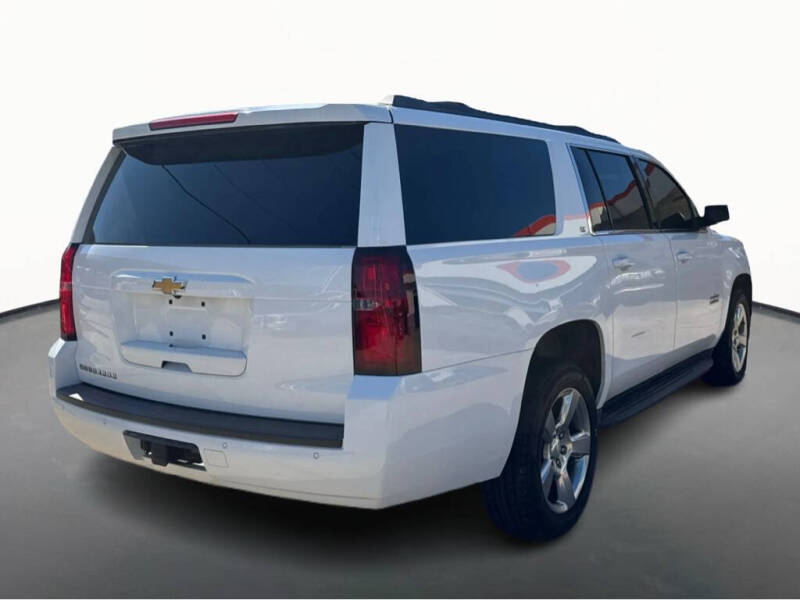 2018 Chevrolet Suburban LT