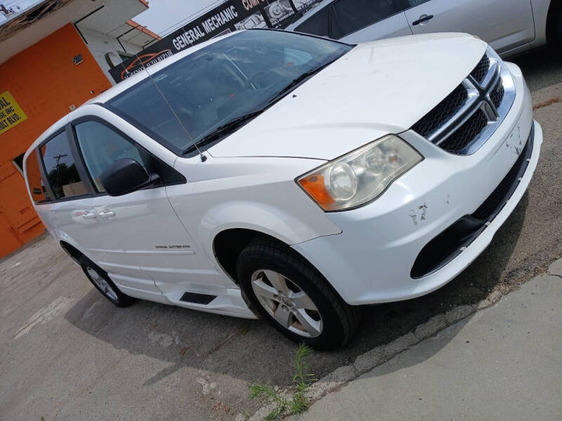 2013 Dodge Grand Caravan SE