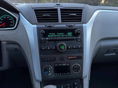 2012 Chevrolet Traverse LT