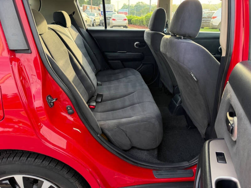2009 Nissan Versa 1.8 S