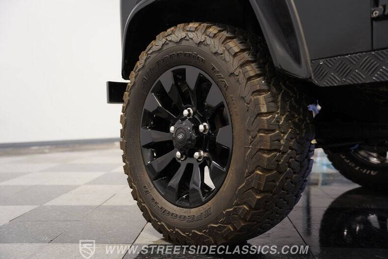 1984 Land Rover Defender