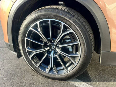 2025 Mazda CX-70 Plug-in Hybrid Premium Plus