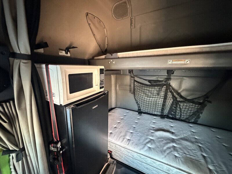 2017 Freightliner Cascadia