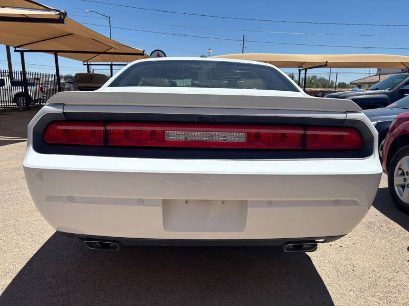 2014 Dodge Challenger SXT