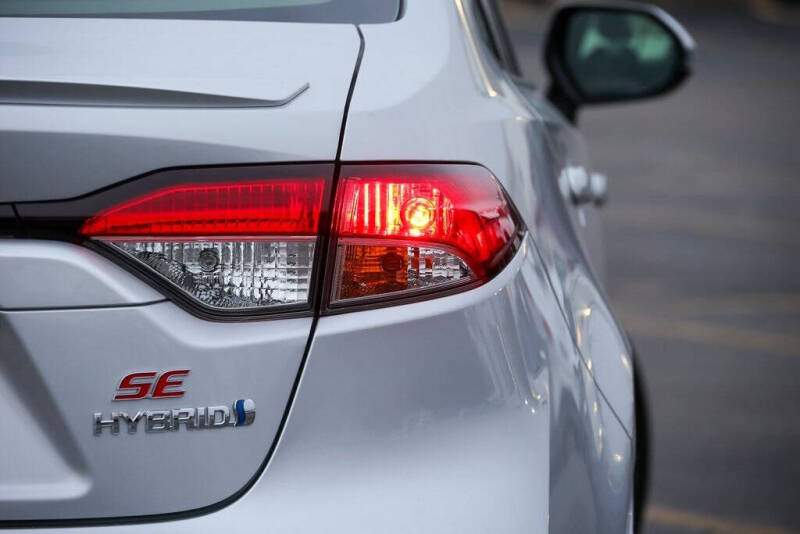 2024 Toyota Corolla Hybrid LE