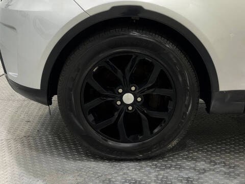 2018 Land Rover Discovery SE