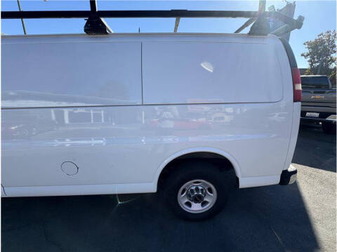 2003 GMC Savana 2500