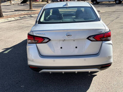 2020 Nissan Versa SV
