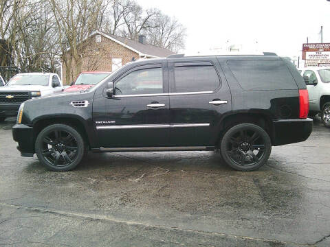 2011 Cadillac Escalade for sale at Triple M Motors in Saint John IN