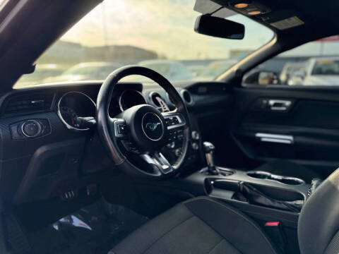 2016 Ford Mustang V6