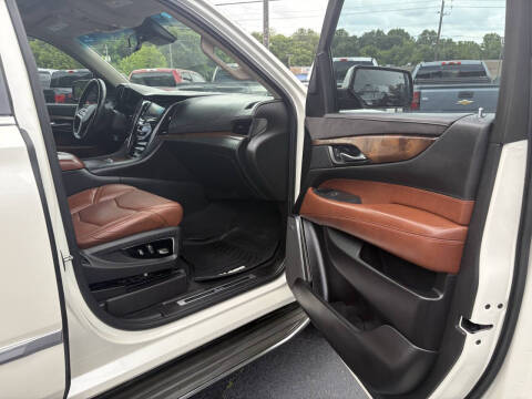 2015 Cadillac Escalade Luxury