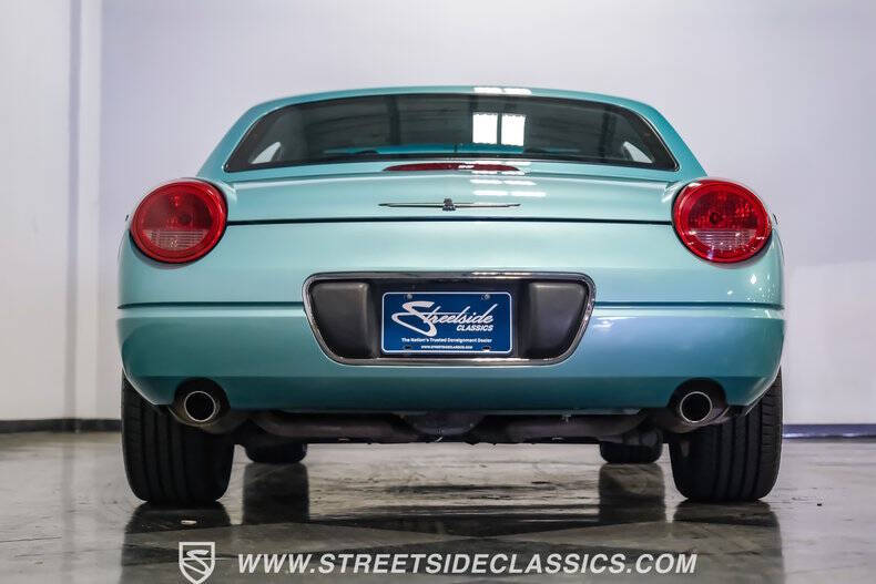 2002 Ford Thunderbird Deluxe