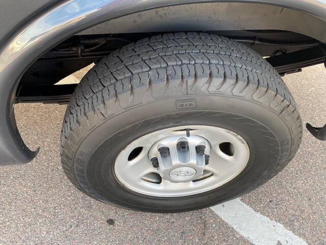 2017 Chevrolet Express LS 2500