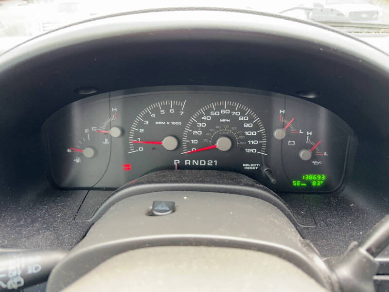 2003 Ford Expedition XLT