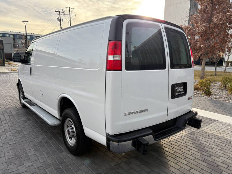 2024 GMC Savana 2500