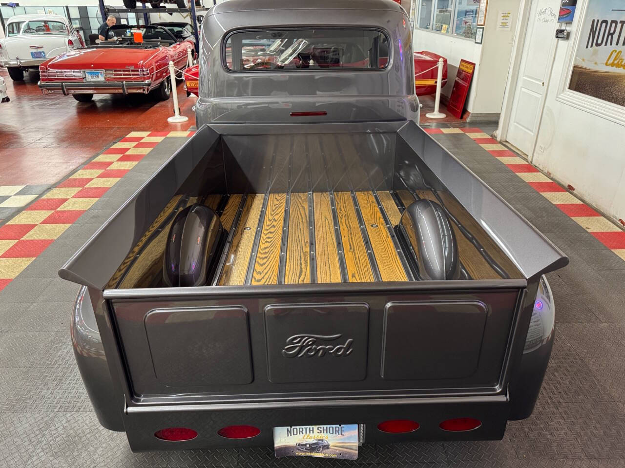 1952 Ford F-100 11