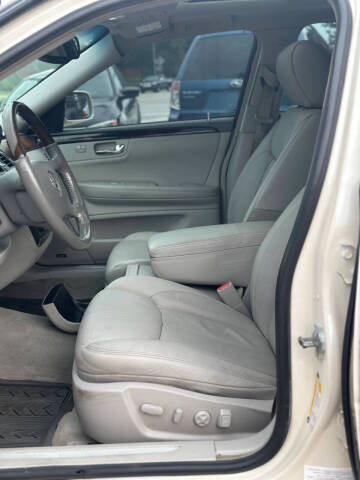 2011 Cadillac DTS Premium Collection