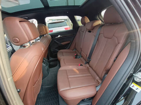 2020 Audi Q5 quattro Premium Plus 45 TFSI