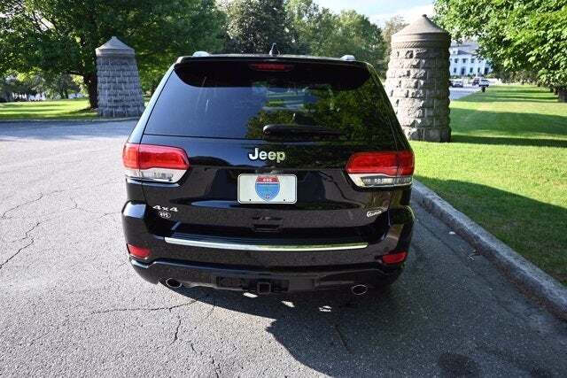 2020 Jeep Grand Cherokee Overland photo 4