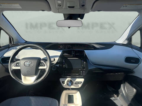 2018 Toyota Prius Three