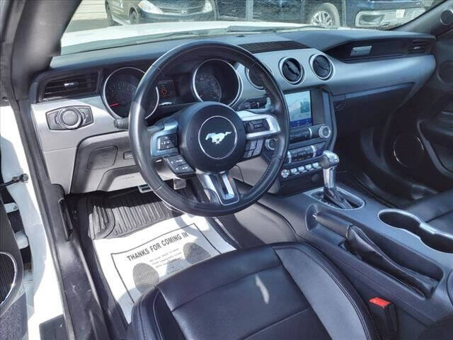 2022 Ford Mustang EcoBoost Premium