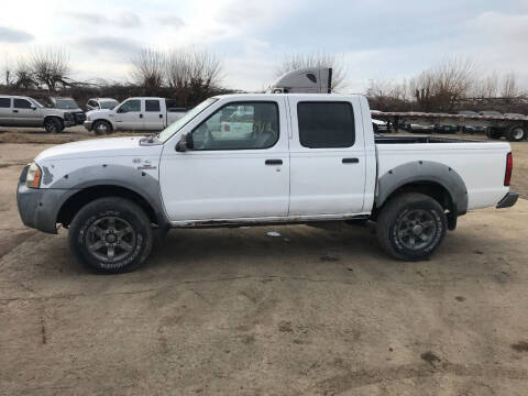 2001 Nissan Frontier for sale at CARZ R US 1 in Armington IL
