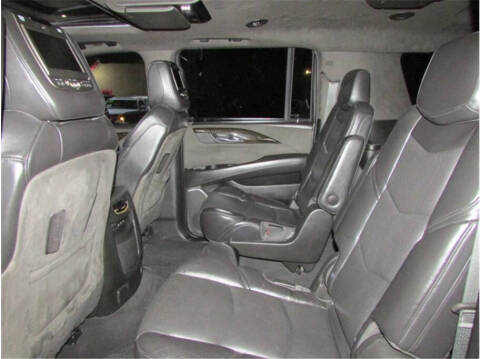 2018 Cadillac Escalade ESV Platinum