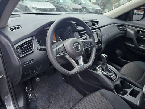 2019 Nissan Rogue S