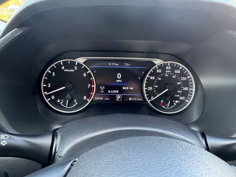 2025 Nissan Sentra SR