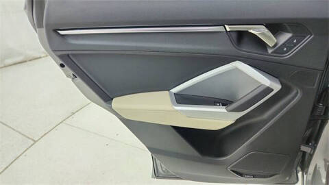 2024 Audi Q3 quattro S line Prem Plus 45 TFSI