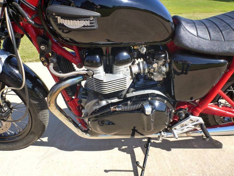 2001 Triumph Bonneville