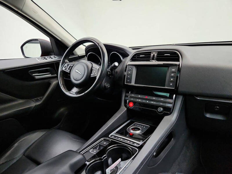 2017 Jaguar F-PACE 35t Premium