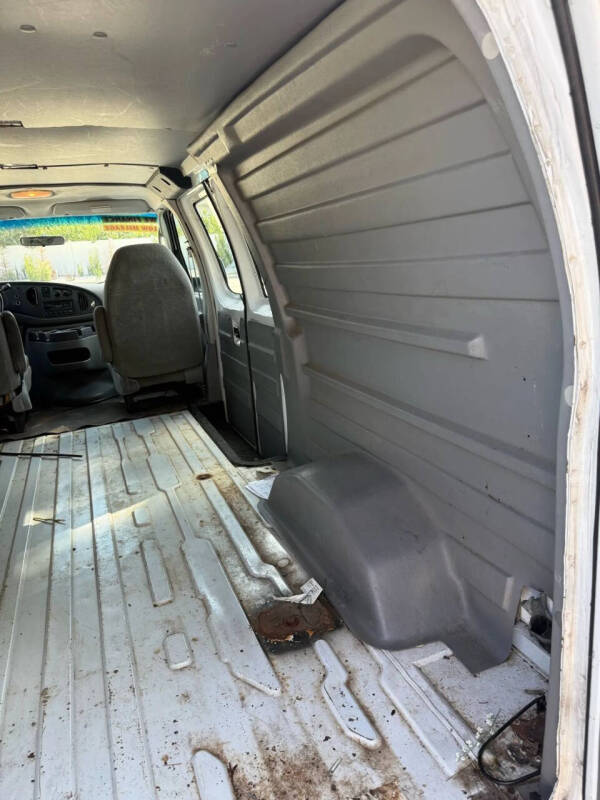 2008 Ford E-Series E-150