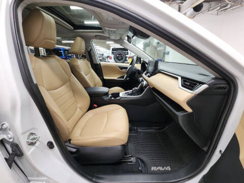 2021 Toyota RAV4 XLE Premium